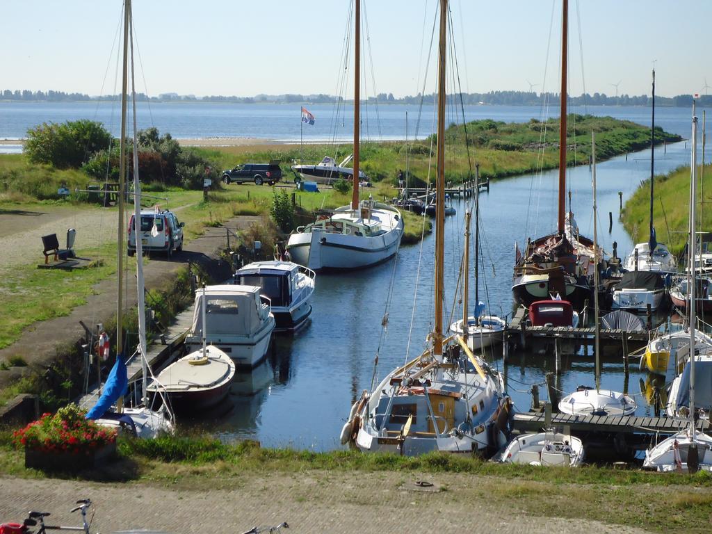 Huize Polderzicht Aan Het Grevelingenmeer Battenoord Esterno foto